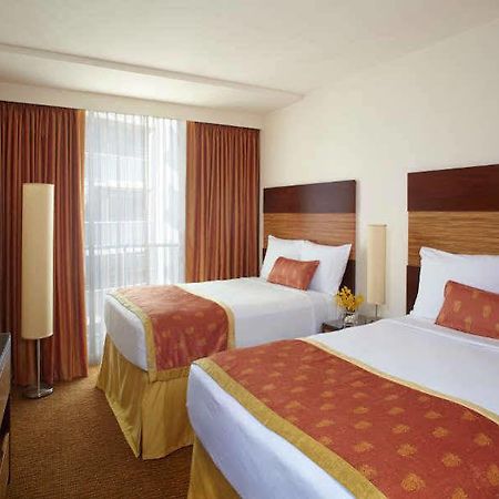 Hotel Orchid Kochi Exterior photo